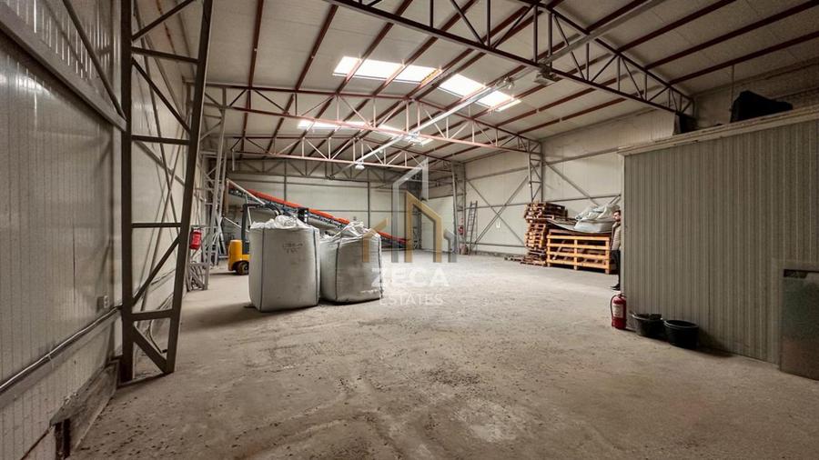 Siloz cu 880 tone capacitate totala (4 celule) si 1650mp teren - 7