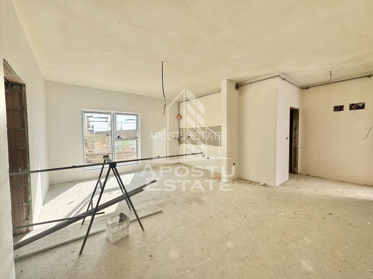 Apartament 3 camere, dressing si gradina proprie la intrare in Giroc - 2