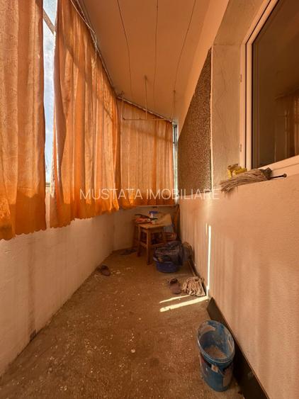 - Apartament 3 camere decomandat, Calea Calarasilor. - 9