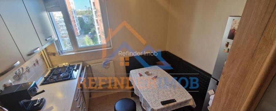 Apartament de vanzare cu 3 camere, zona Baba Novac - 10