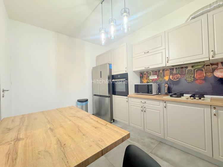 Casă modernă, luminoasă la limita dintre Timisoara si Giroc- comision 0 - 15