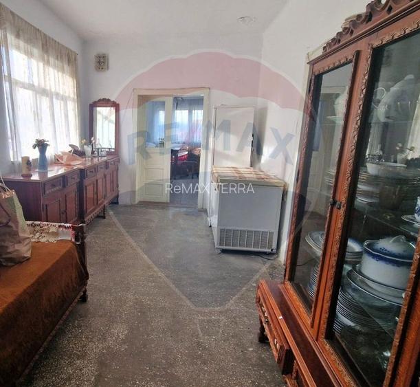 Casa de vanzare in Chelinta, jud. Maramures – teren generos - 6
