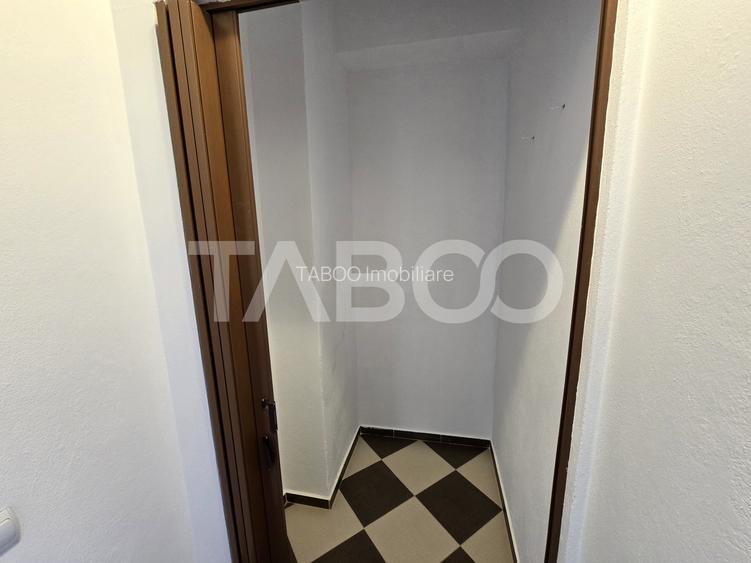 Apartament 2 camere etaj 2 balcon lift Doamna Stanca Sibiu Comision 0 - 11