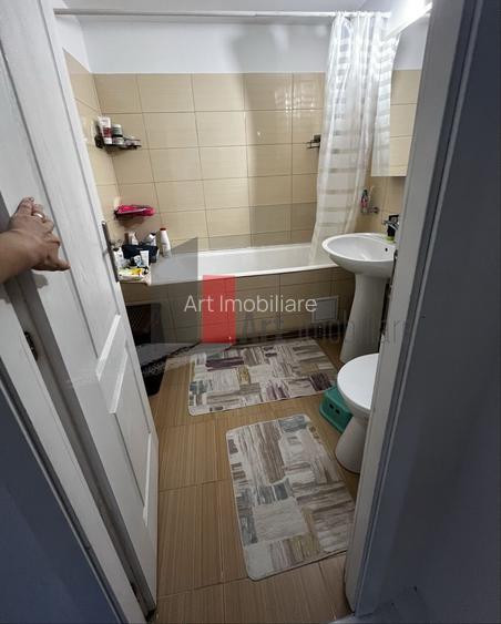 Vindem apartament 3 camere la P-ta Gorjului-centrala proprie - 5