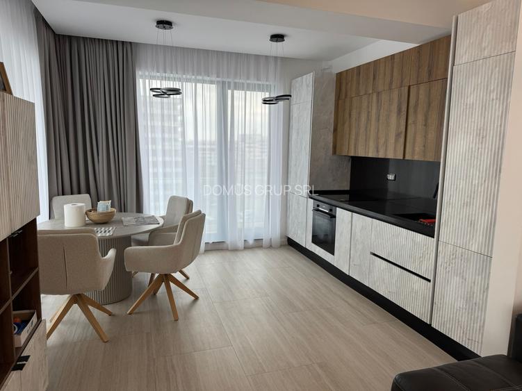 Vând apartament cu trei camere vedere superbă la mare - 13