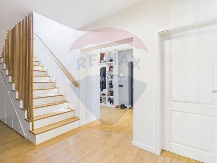 Vilă cu 6 camere, piscina si teren 1300 mp, de vânzare în Otopeni - 11