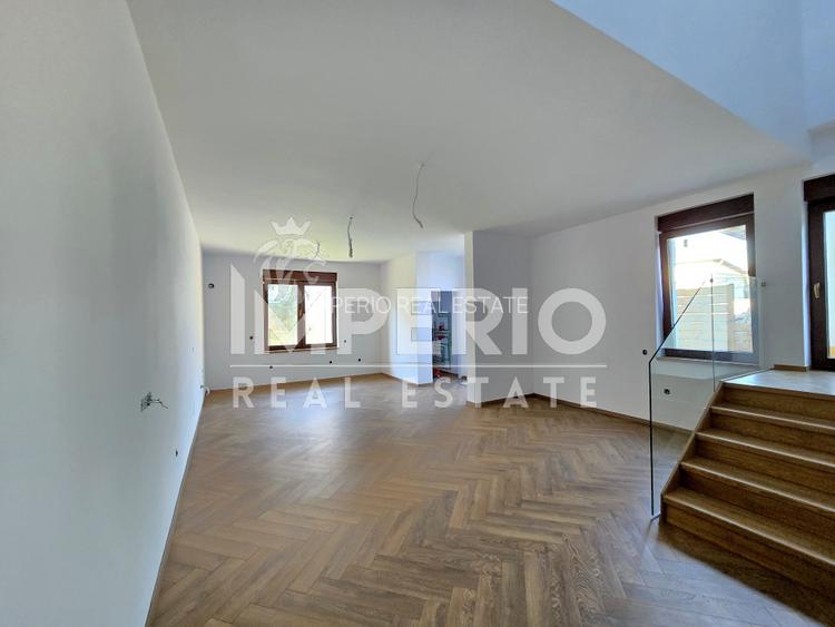 Duplex finisat cu 5 camere in Gruia! - 2
