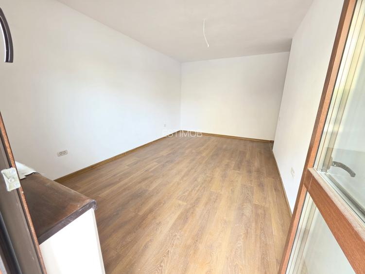 Vanzare garsoniera decomandata Complexul Sanpetru Residance cu loc de parcare - 13