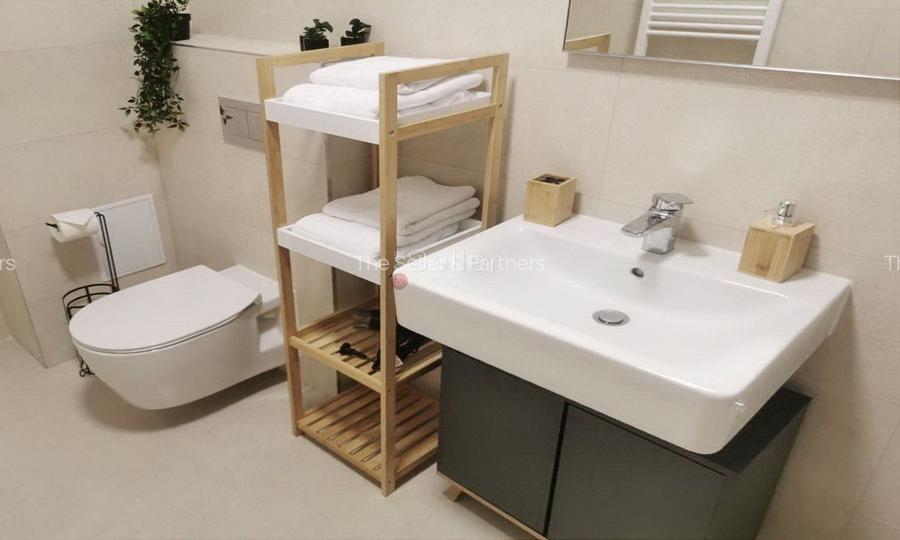 Loc de Parcare Inclus - 10