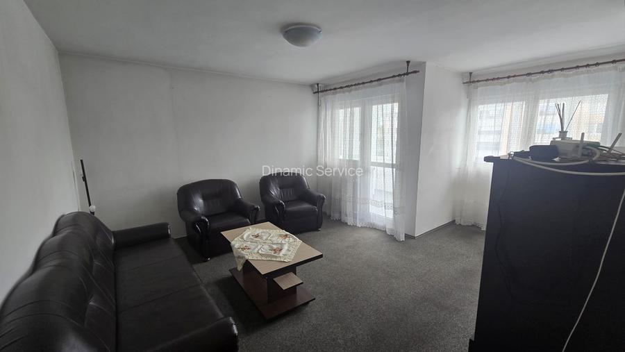 BANEASA-HERASTRAU, 2 camere, 3/5, decomandate, 550 euro - 3