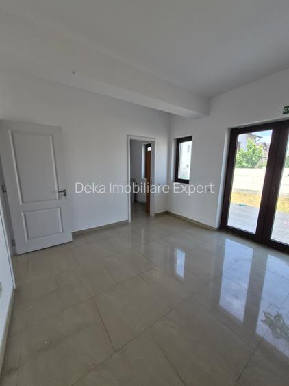 Vila P+1E+M, 6 camere, teren 300 mp! - 5