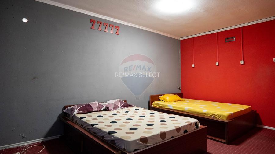 Vânzare imobil cu funcțiune mixtă casa si restaurant - Ungureni - DB - 5