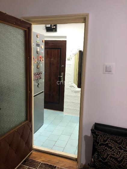 Vând apartament 2 camere semidecomandat  - 4