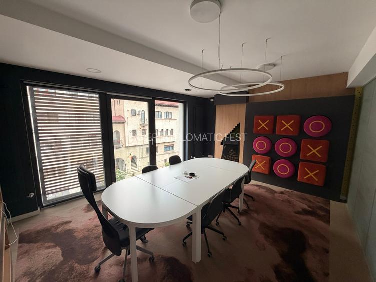 Piata Victoriei - 1 Mai – Birouri -suprafata 310 mp – pret 4500 euro - 10