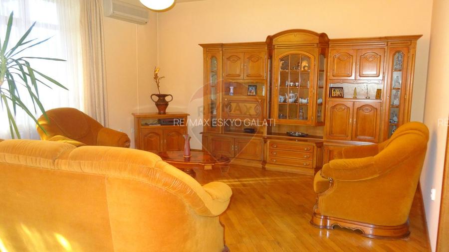 De VANZARE Casa spațioasă S+P+1E+M | Zona STIREX in Galati - 3