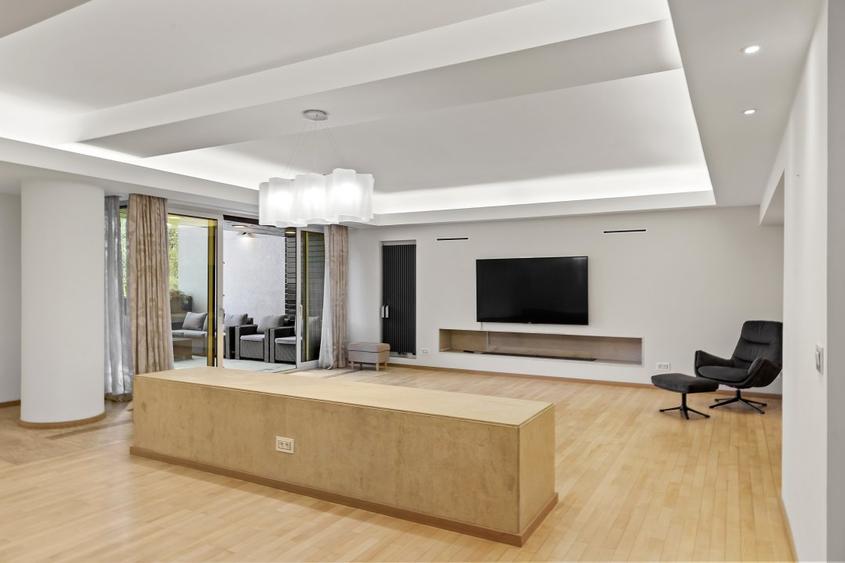 Apartament spectaculos de inchiriat cu 4 dormitoare, in zona Kiseleff
