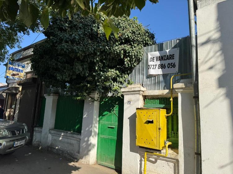 Casă + teren valoros la intrare în Piața Săracă, ideal pentru locuit sau afacere - 2