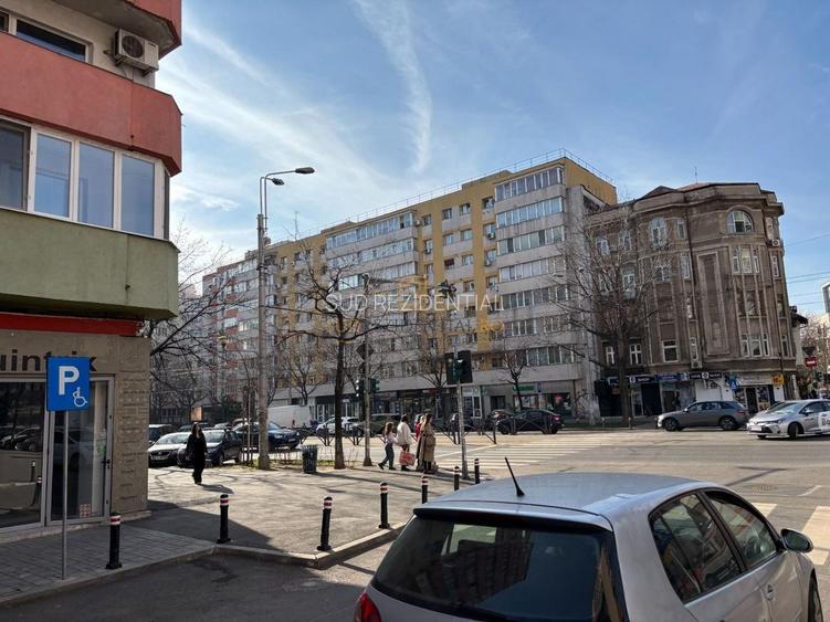 Apartament 3 camere modern, mobilat si utilat complet, Calea Mosilor - 12