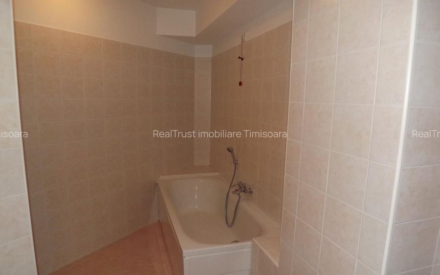 Ansamblul Rezidential RING. Apartament cu 2 camere, foarte SPATIOS, terasa MARE - 10