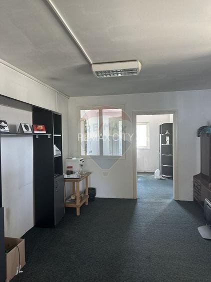 Spațiu industrial situat in apropierea Platformei Savinesti - 7