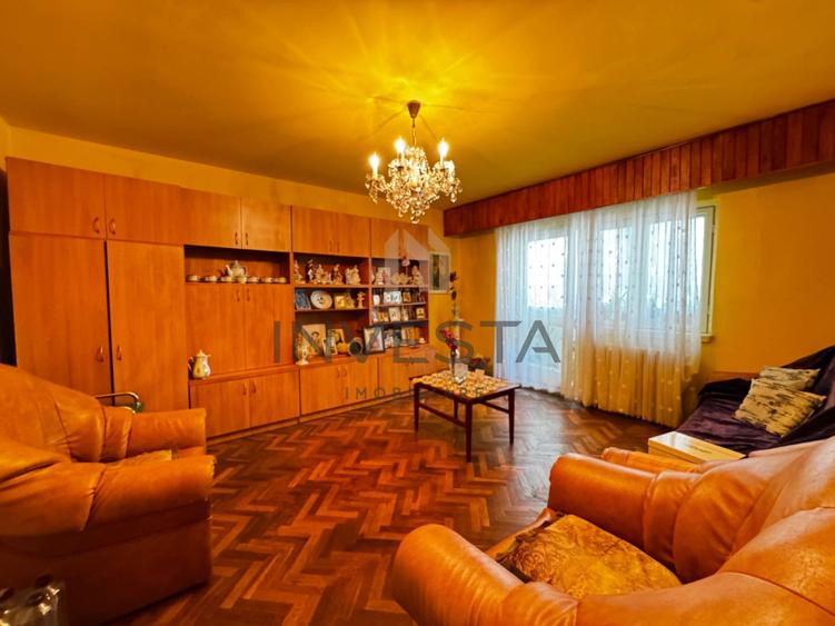 Apartament cu 3 camere decomandate, 2 bai,zona casa Vikingilor!