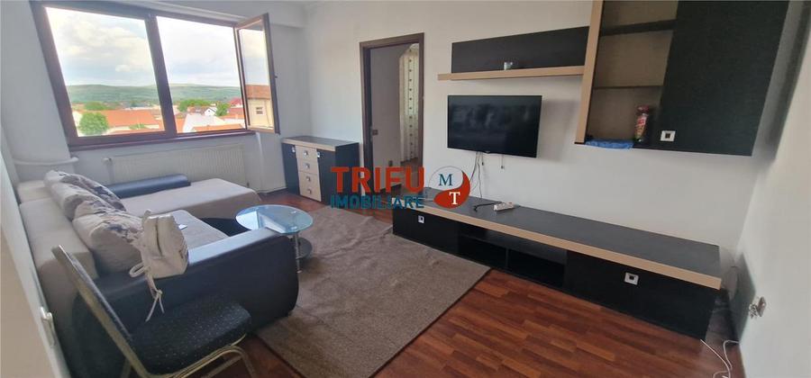 Apartament 3 camere de inchiriat zona Centru