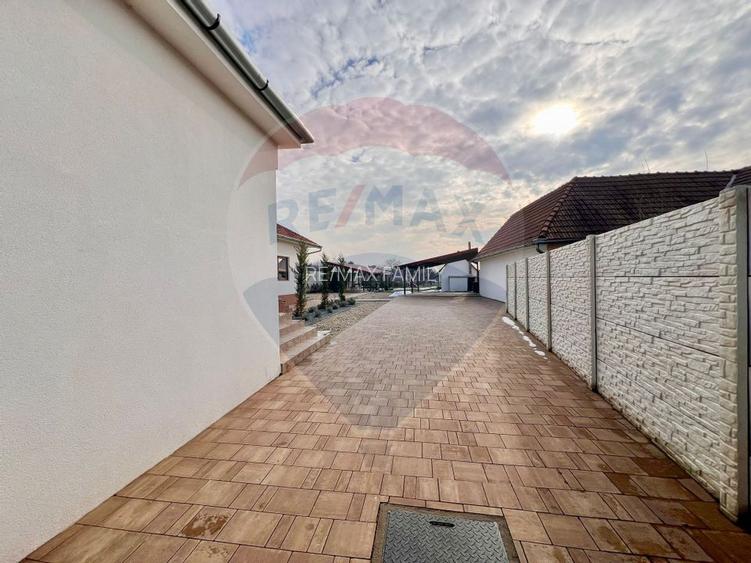 Casă de vânzare în zona Oncea, Str Ion Bogdan, teren 2.000 mp - 31