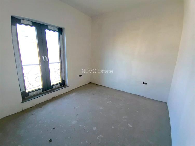 Vilă P+E+Pod | 200 MP Utili | Șcheia | Drum Privat - 10