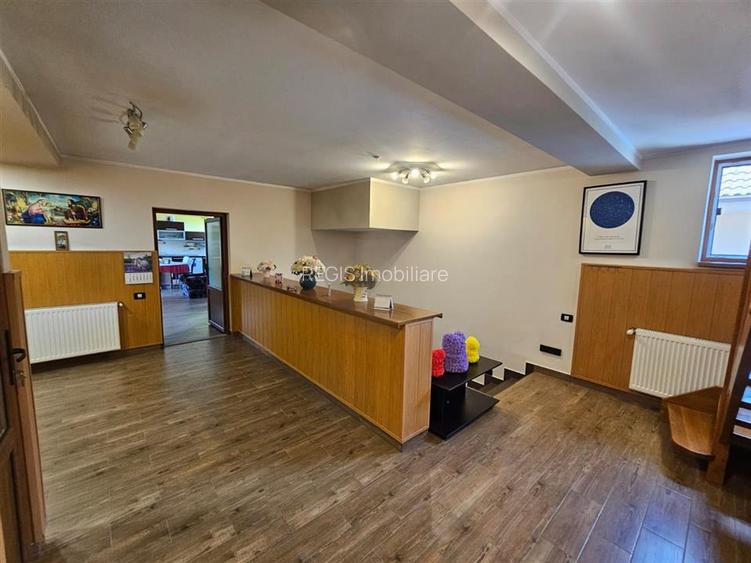 Casa multifunctionala cu Spatiu Comercial COMISION 0 - 11