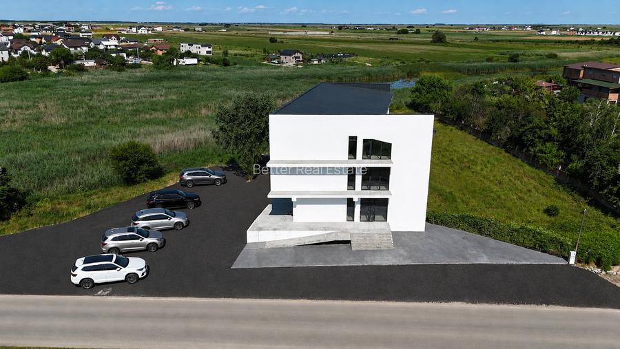 Spatiu Comercial / Cladire Multifunctionala De Vanzare – 1320mp - Comuna Berceni - 2
