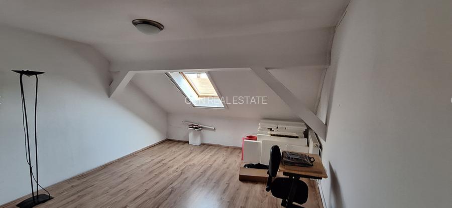 Apartament 4 camere, strada Tuberozelor - 7