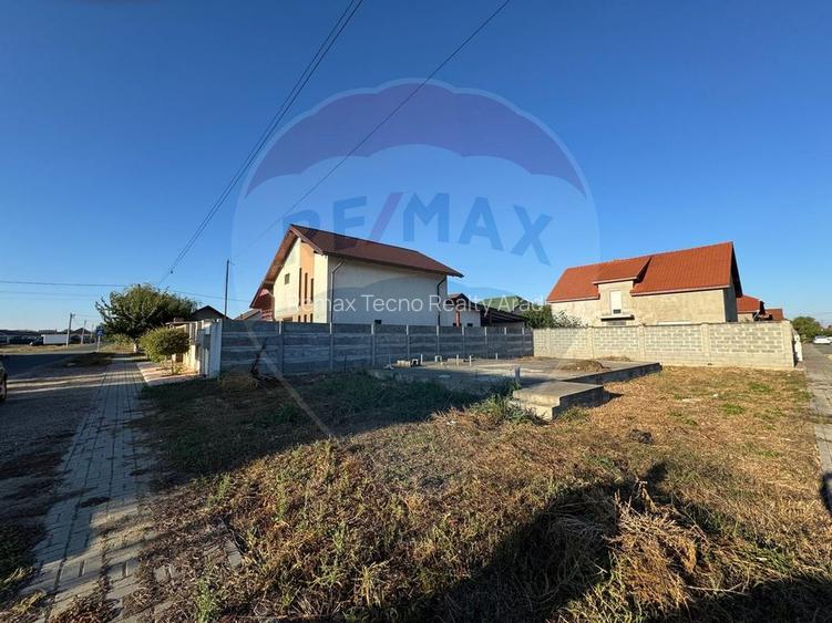 Teren 251mp cu fundatie si proiect Vladimirescu /Cartierul Tineretului - 3