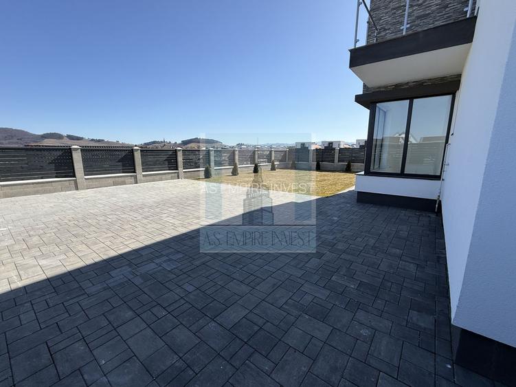 Casa/Villa ,stil Mediteranean, finalizată - zona Primăverii/Sanpetru - 16