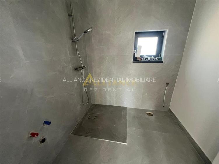 Casa individuala - 4 camere - 2 bai - 280mp teren - 7