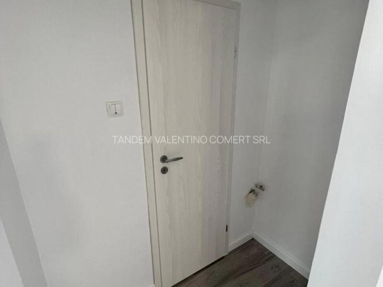 Piata Victoriei , Gara de Nord , Bulevardul Gheorghe Duca - 4