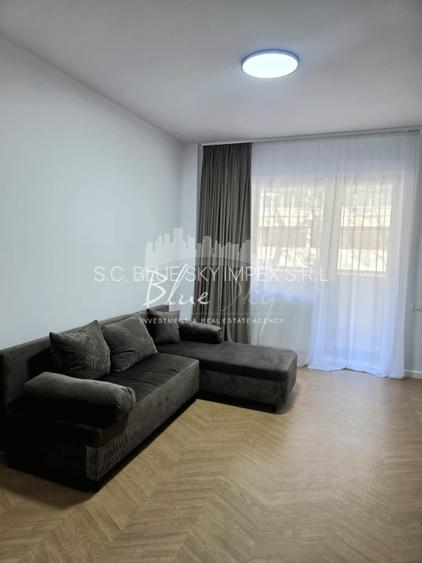 City Park Mall- apartament 2 camere, totul nou - 4
