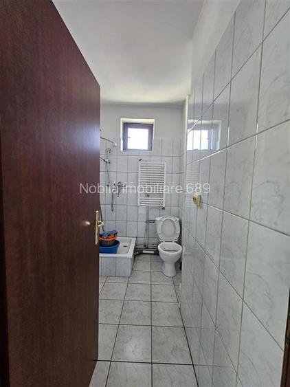 SPATIU DE INCHIRIAT IN ONESTI LANGA GARA, ZONA DE JOS - 8