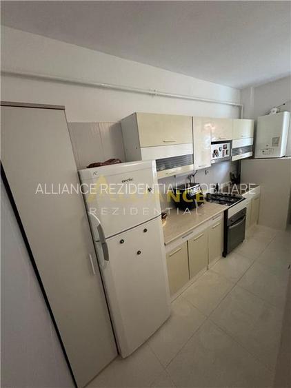 {Metrou Aparatorii Patriei } Apartament 2 camere - 6