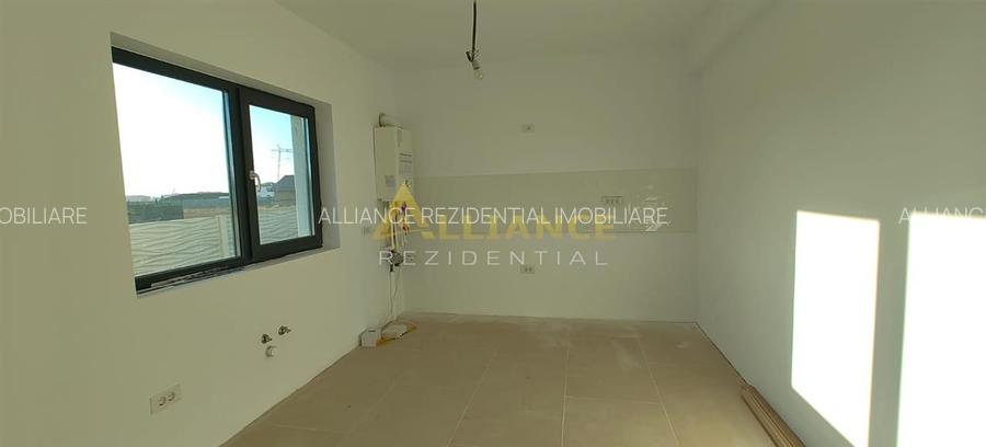 Vila mediteraneana - 4 camere - 2 bai - beci- 455mp teren - incalzire pardoseala - 7