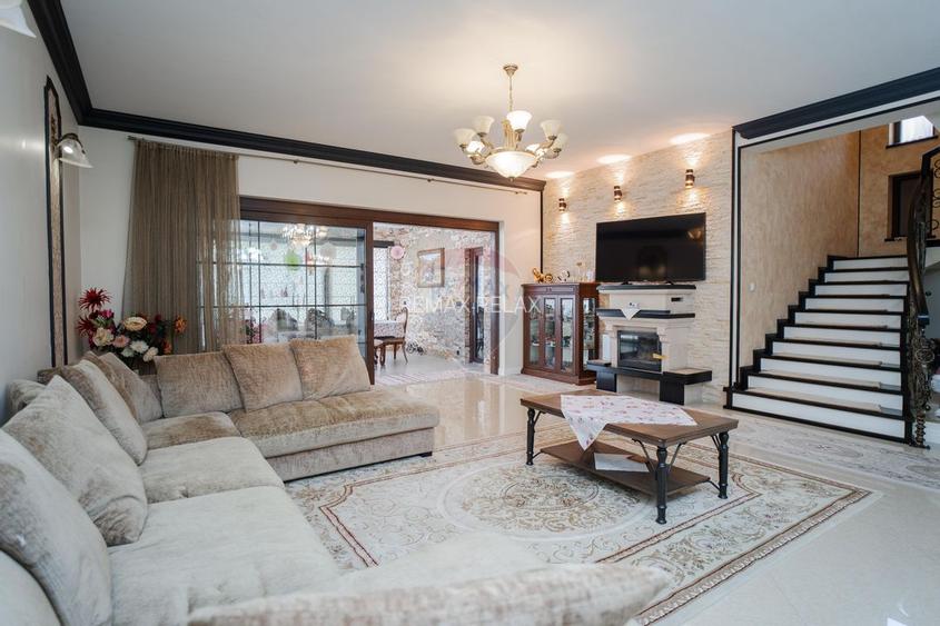 0% Comision - VILA de LUX de vânzare – Cu iaz natural - 5