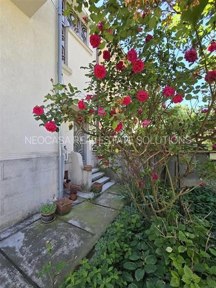 VILA INTERBELICA PE O STRADA LINISTITA - 2