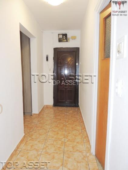 Gorjului, Iuliu Maniu, decomandat - 11