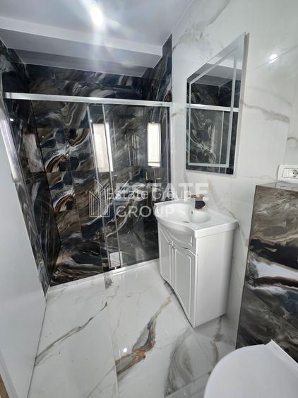 Duplex cu 5 camere despartit prin garaj in Giarmata - 14