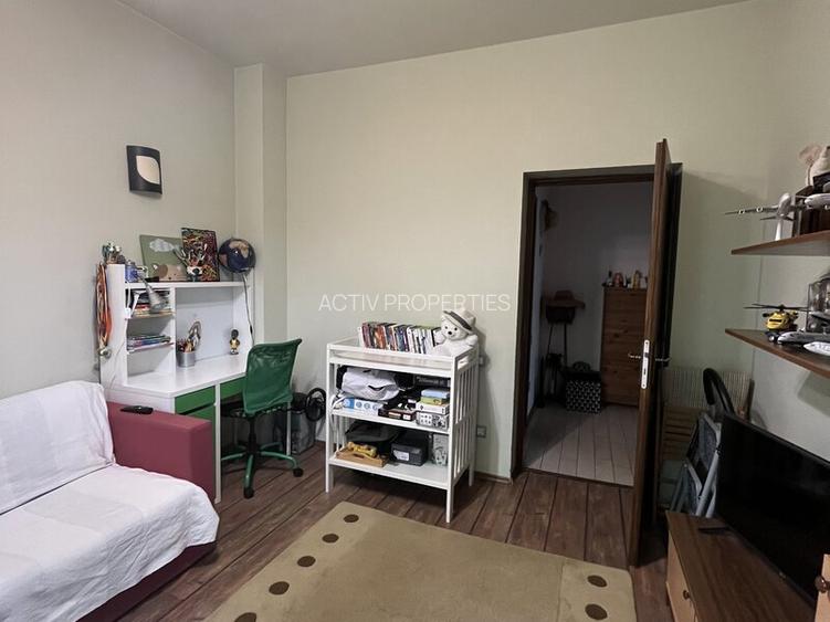 Vila 2007 caramida,D+P+Etaj mansardat,living 41mp,3 dormitoare,3 bai,teren 542mp - 13