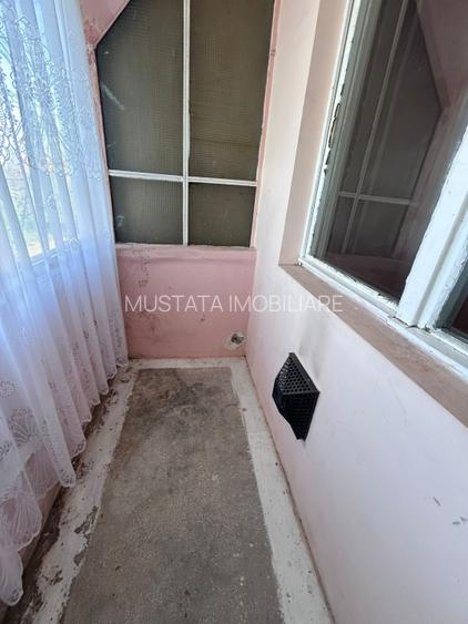 Etaj 1 - Apartament 1 camera 36mp - Obor, Bloc mixt. - 5