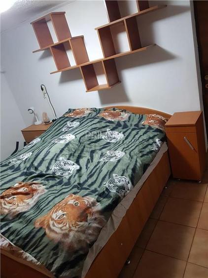CALEA MARTIRILOR, CASA INDIVIDUALA, 4 CAMERE, 2 BAI, 2 BUCATARII - 3