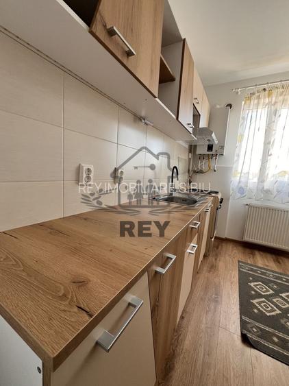 Ap. etaj 1,decomandat,2 camere,2balcoane,loc de parcare/Sibiu/Aeroport - 5