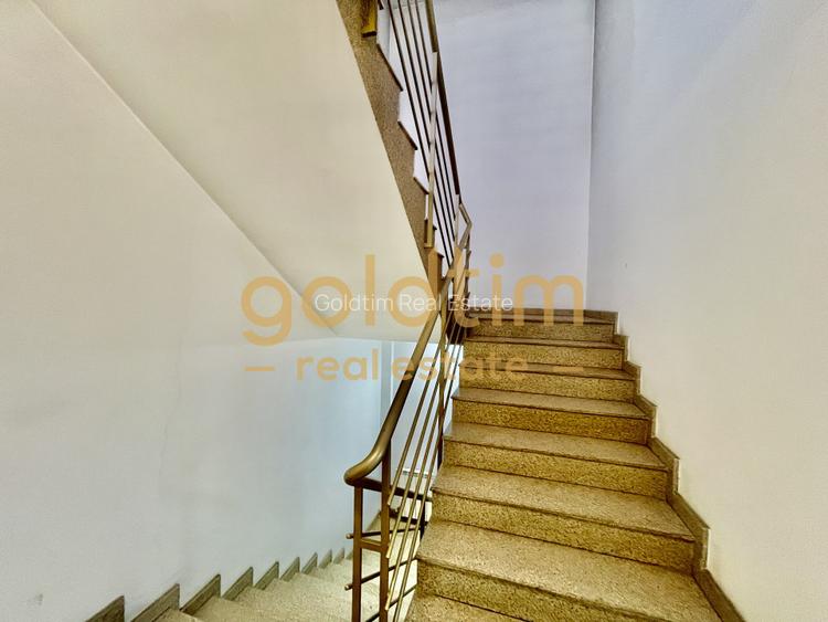 STUDIO DUBLU/ ZONA LINiSTITA/ BLOC NOU - 19