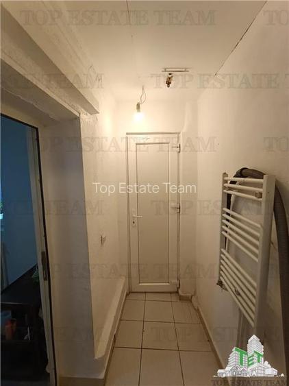 Casa cu 3 camere si 2 bai pe parter, cu SU 65mp in Sectorul 5, aproape de piata - 12
