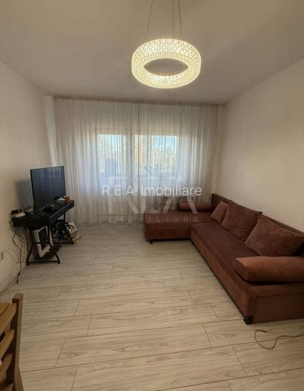 4 camere, et 2/10, 87mp, bloc 1983-Bdul Ghencea - 2